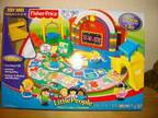 FISHER PRICE Little people 